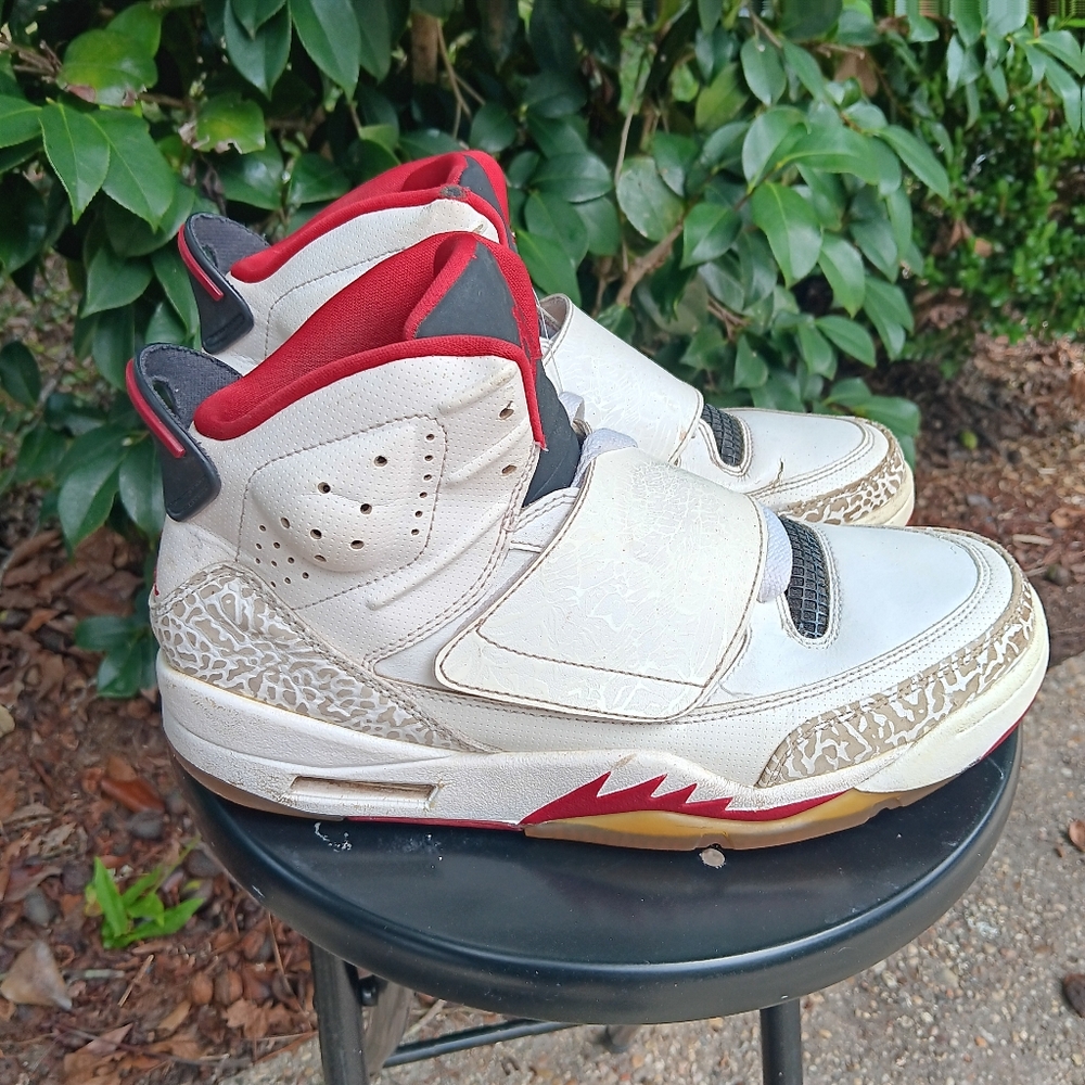 Jordan Son of Mars size 9.5